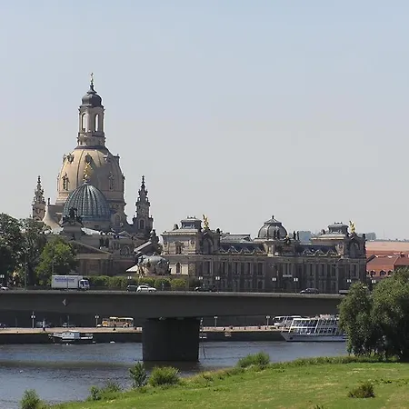 酒店 Z Testhotel Zur Sonne 德累斯顿